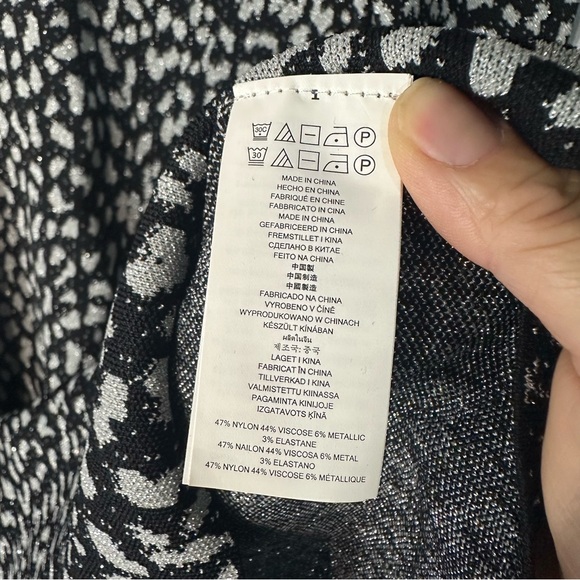 MICHAEL KORS Metallic Cheetah/Leopard Print Bell Sleeve Bodycon Dress (BNWoT) - Picture 11 of 11